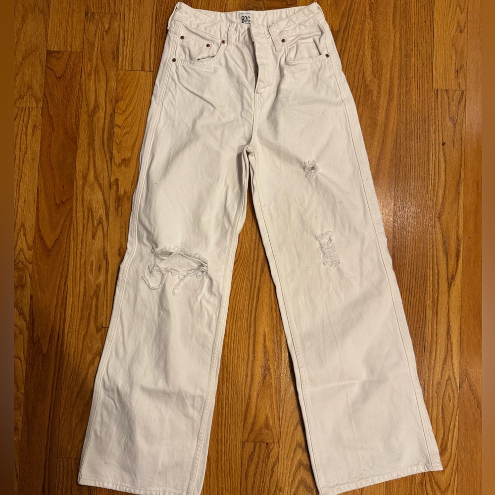 BDG White Distressed wide leg Jeans with rips. Waist: 28” / Length: 32”